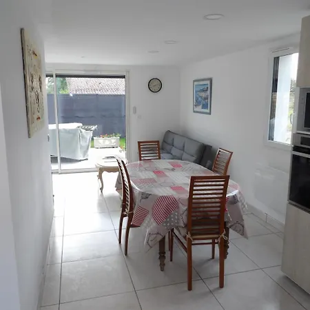 La Du Point Du Jour *