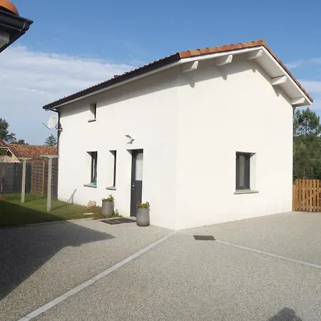 בית נופש La Du Point Du Jour *