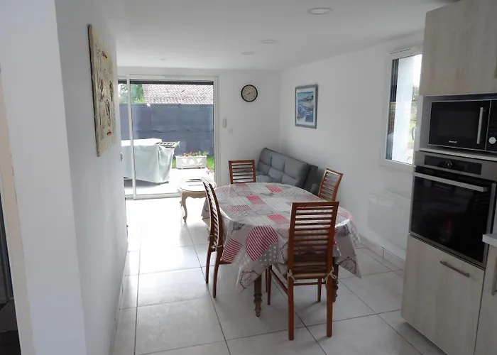 La Du Point Du Jour *